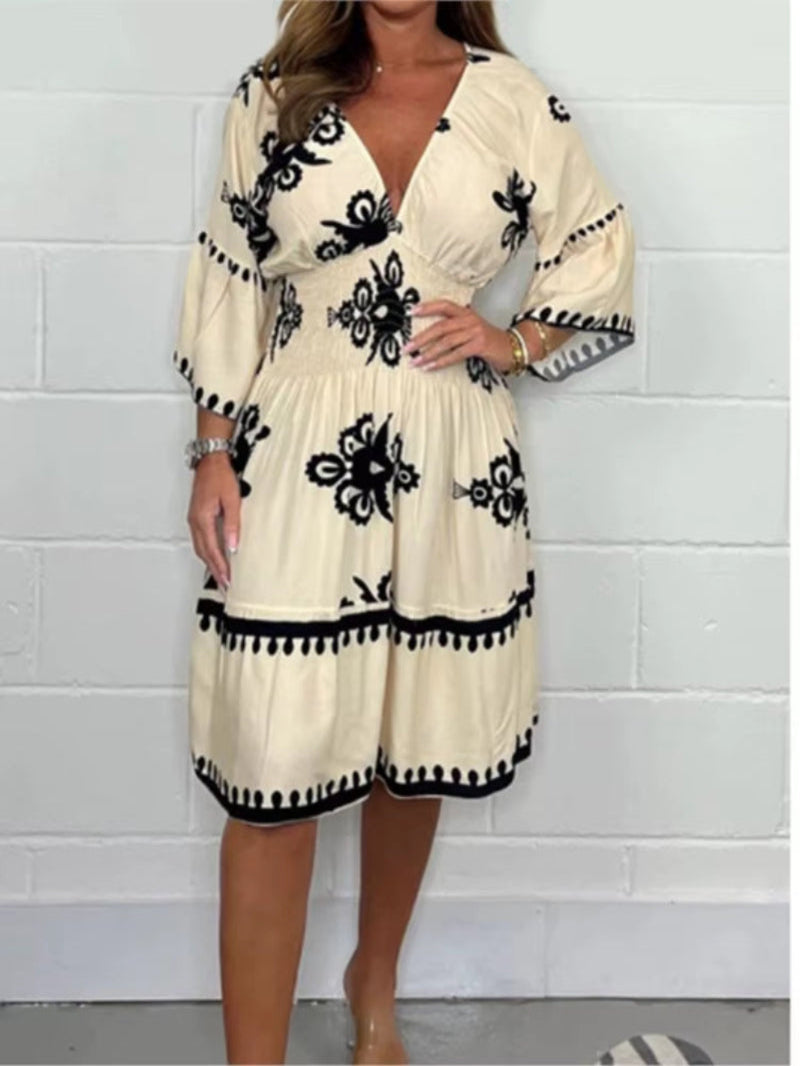 Elegant V-Neck Midi Dress – Effortless Grace for Every Occasion